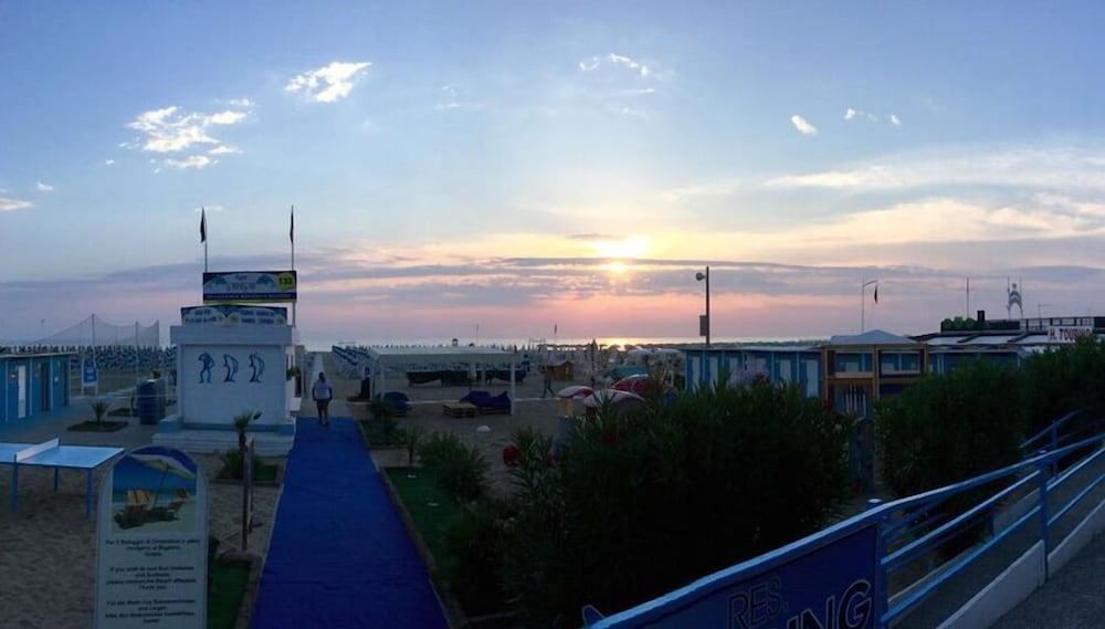 Hotel Capinera Rimini Exteriör bild